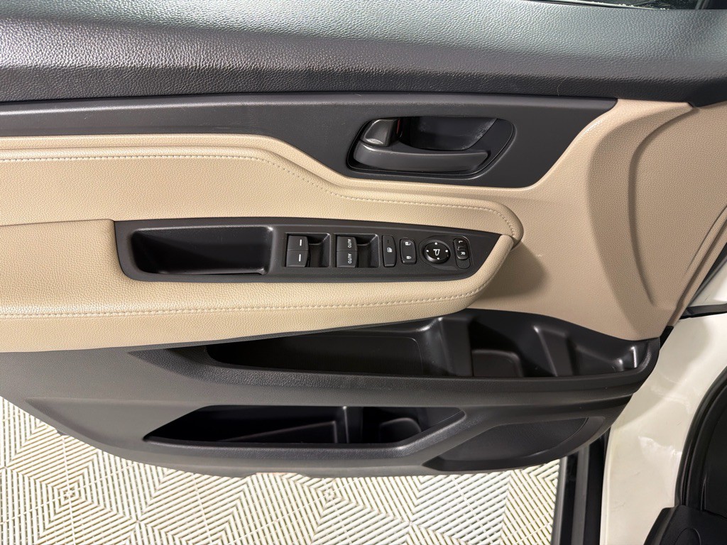 2019 Honda Odyssey Image 8
