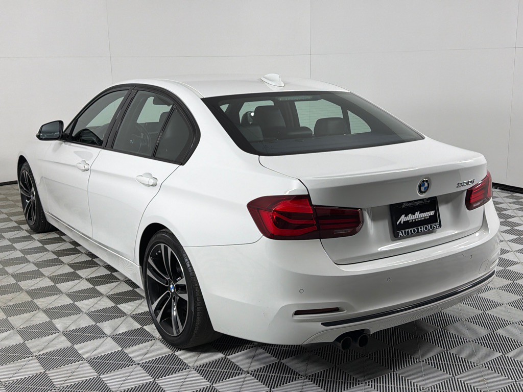 2018 BMW 3 Series Image 7