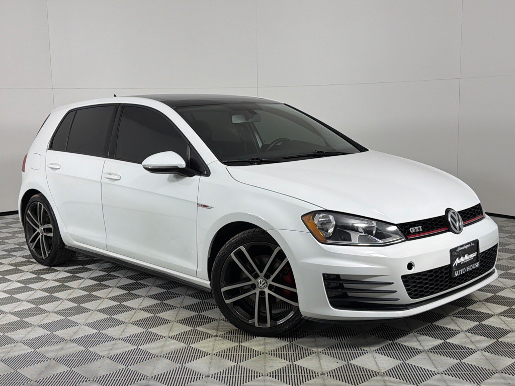 2016 Volkswagen GTI Image 2