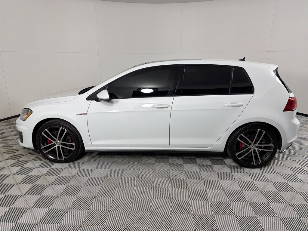 2016 Volkswagen GTI Image 7