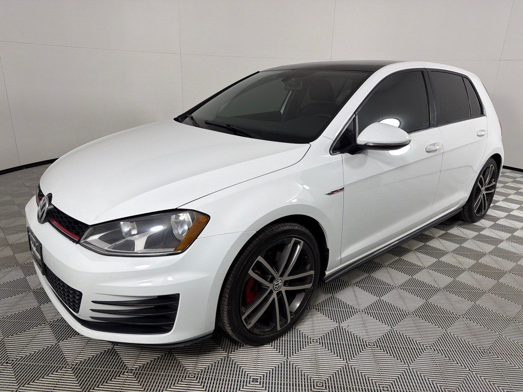 2016 Volkswagen GTI Image 8