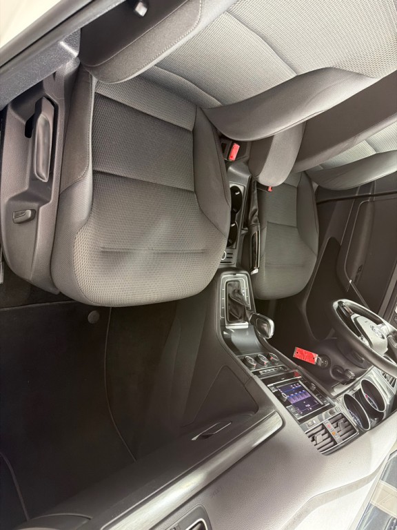 2019 Volkswagen Golf Image 24