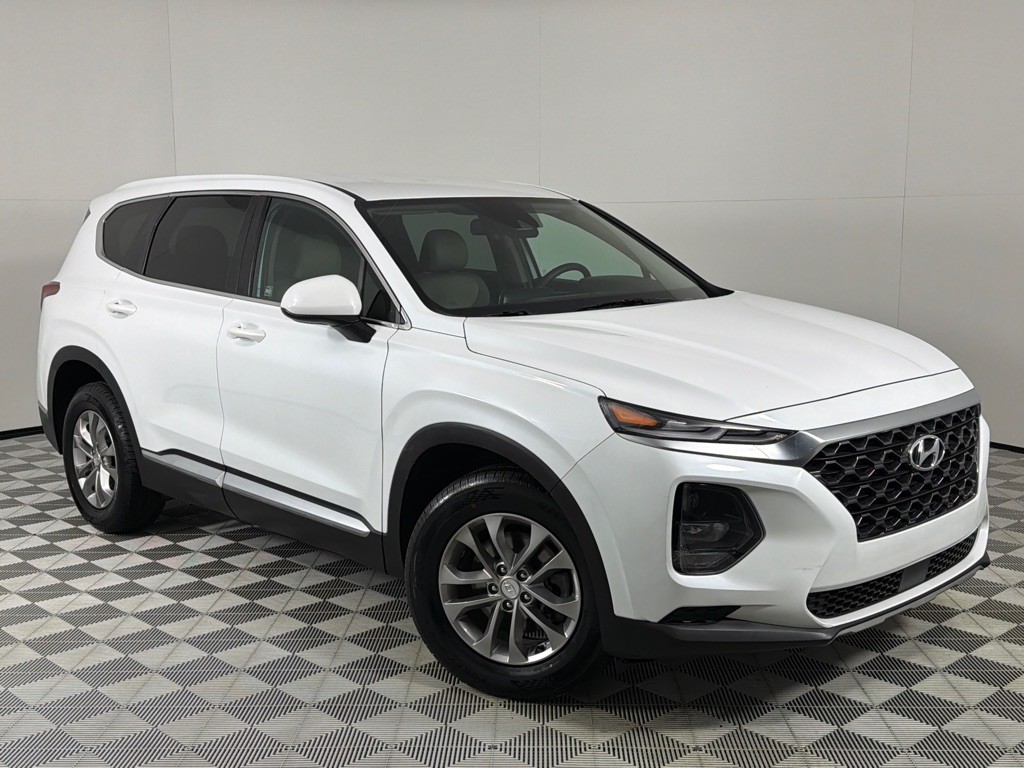 2020 Hyundai Santa Fe Image 2