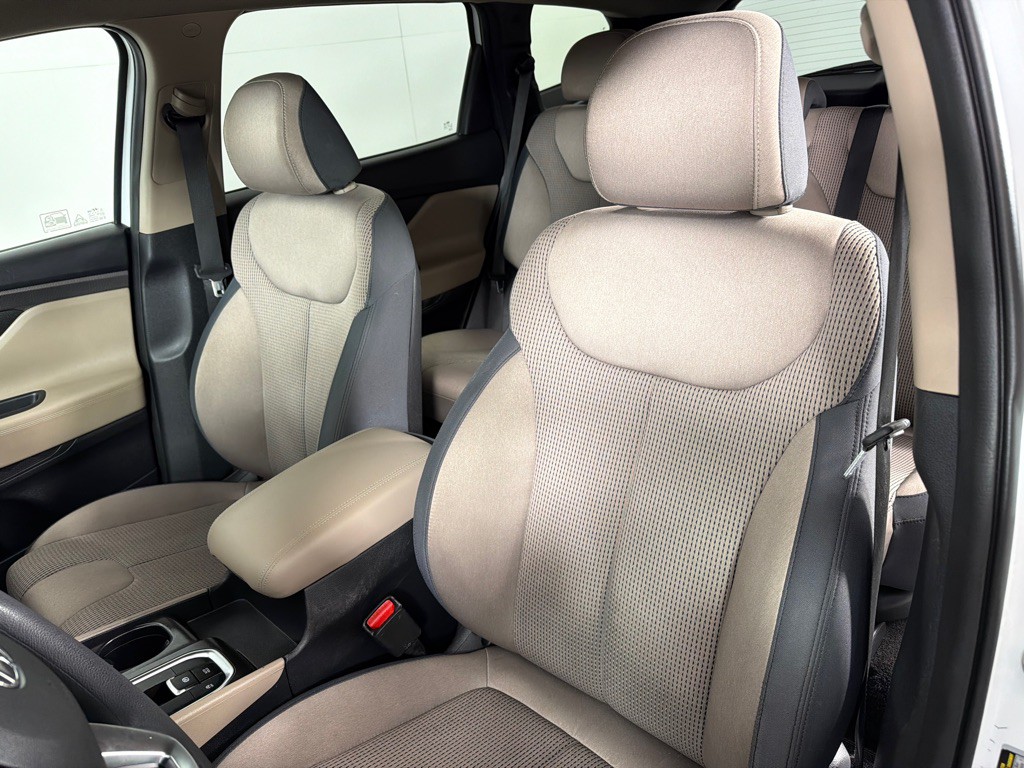 2020 Hyundai Santa Fe Image 10