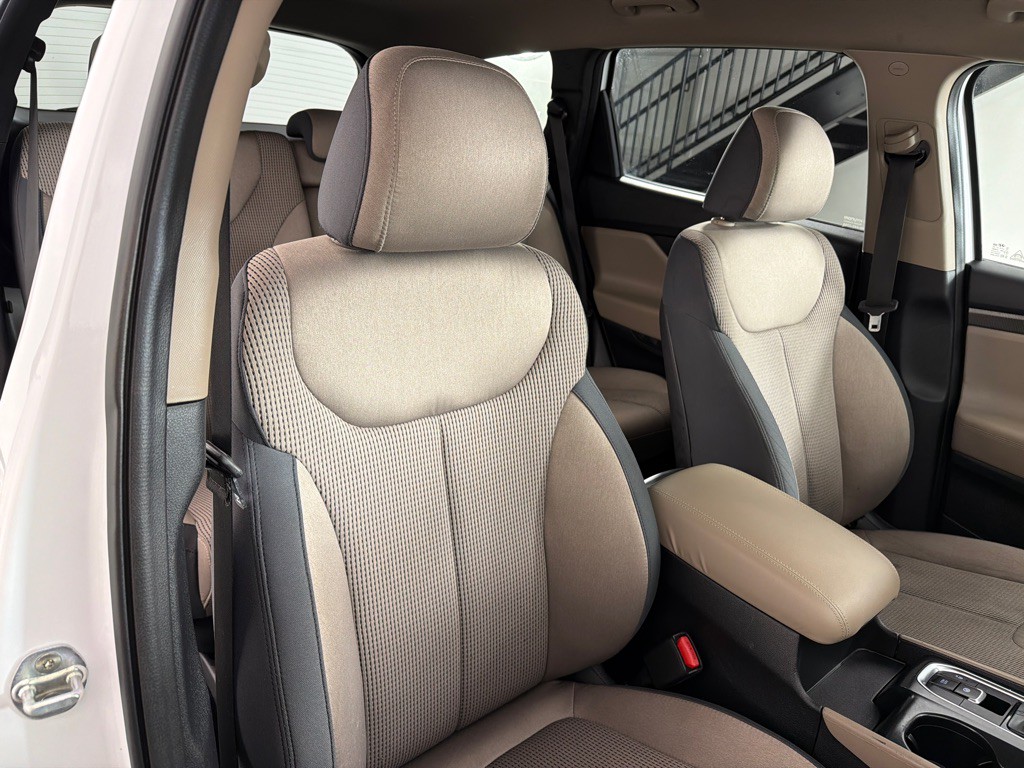 2020 Hyundai Santa Fe Image 21