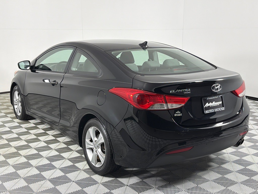2013 Hyundai Elantra Image 6