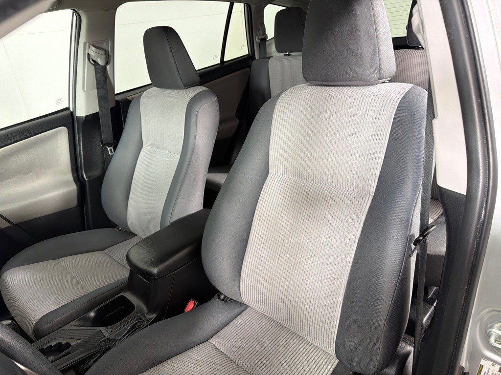 2015 Toyota Rav4 Image 12