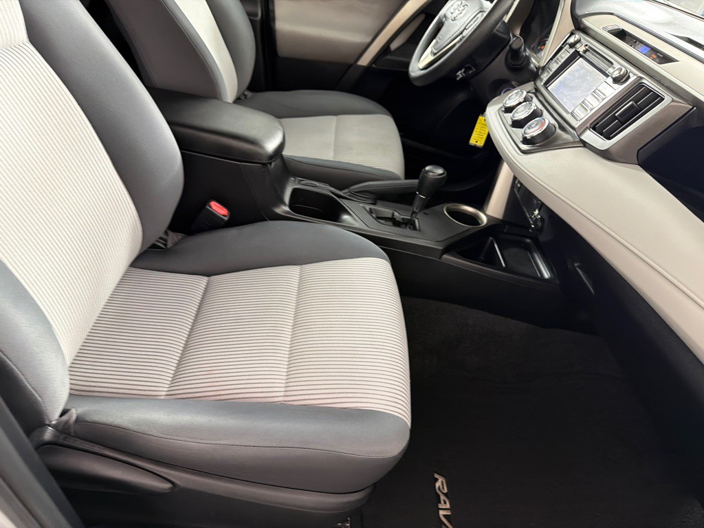 2015 Toyota Rav4 Image 23