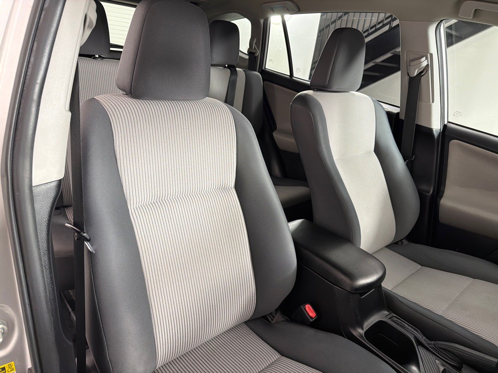 2015 Toyota Rav4 Image 24
