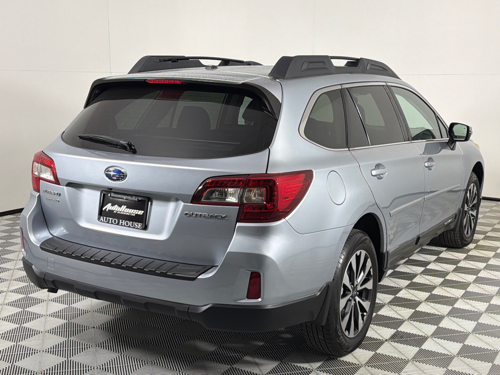 2015 Subaru Outback Image 4