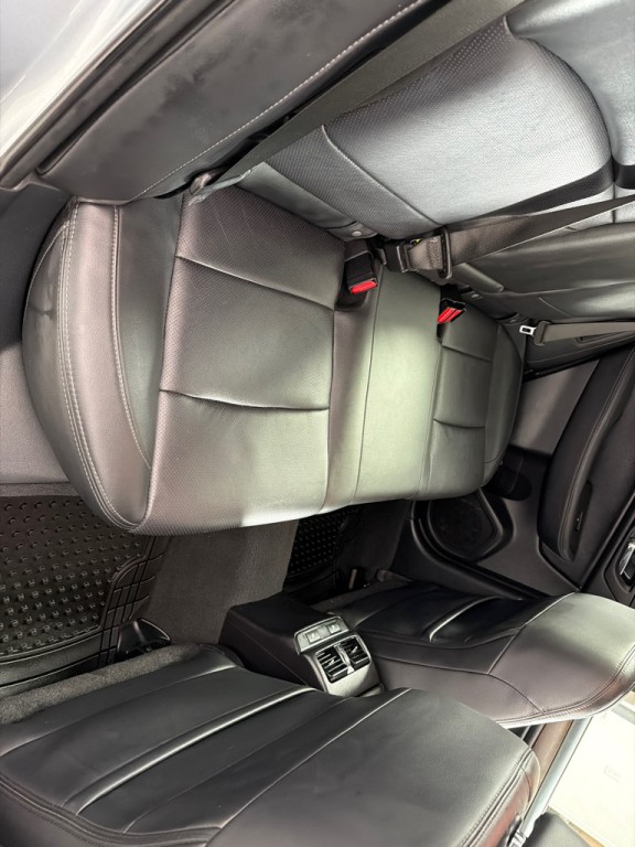 2015 Subaru Outback Image 22