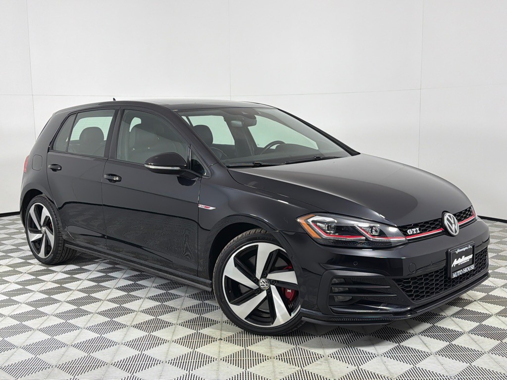 2018 Volkswagen GTI Image 2