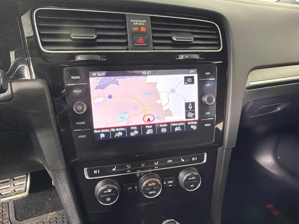 2018 Volkswagen GTI Image 16