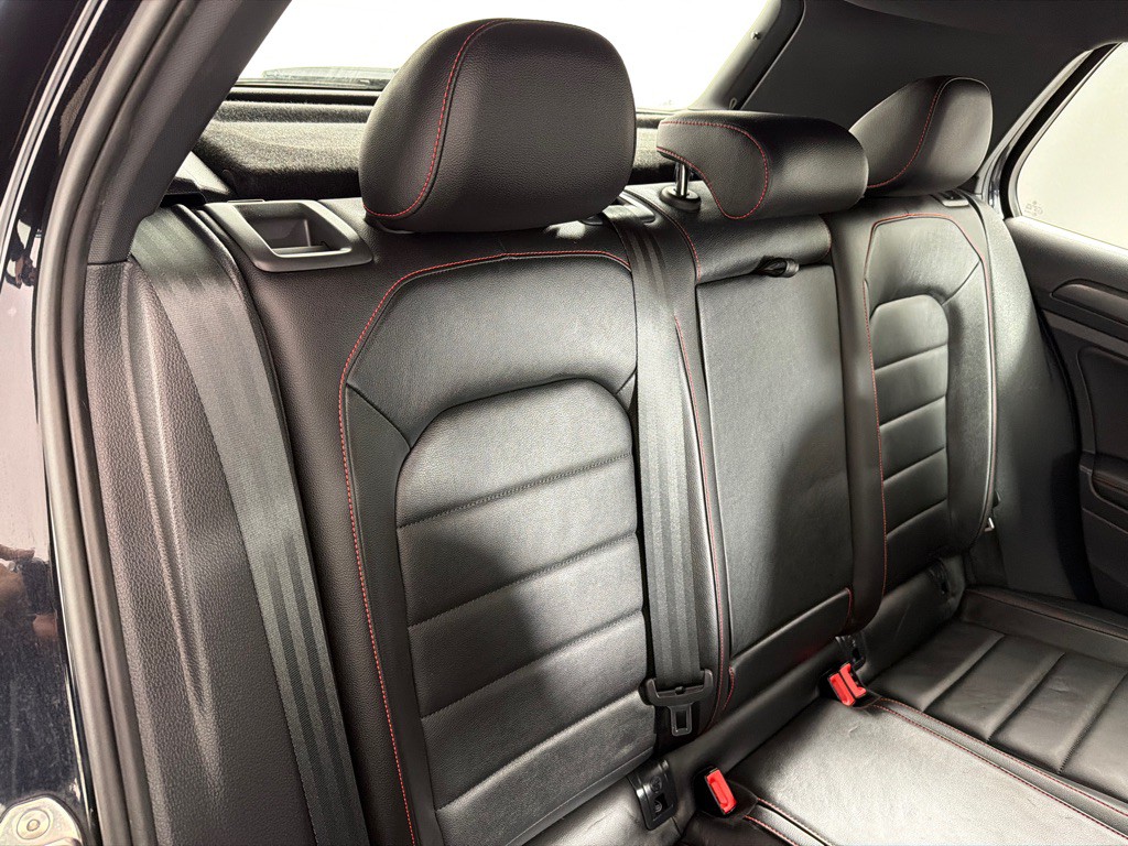 2018 Volkswagen GTI Image 22