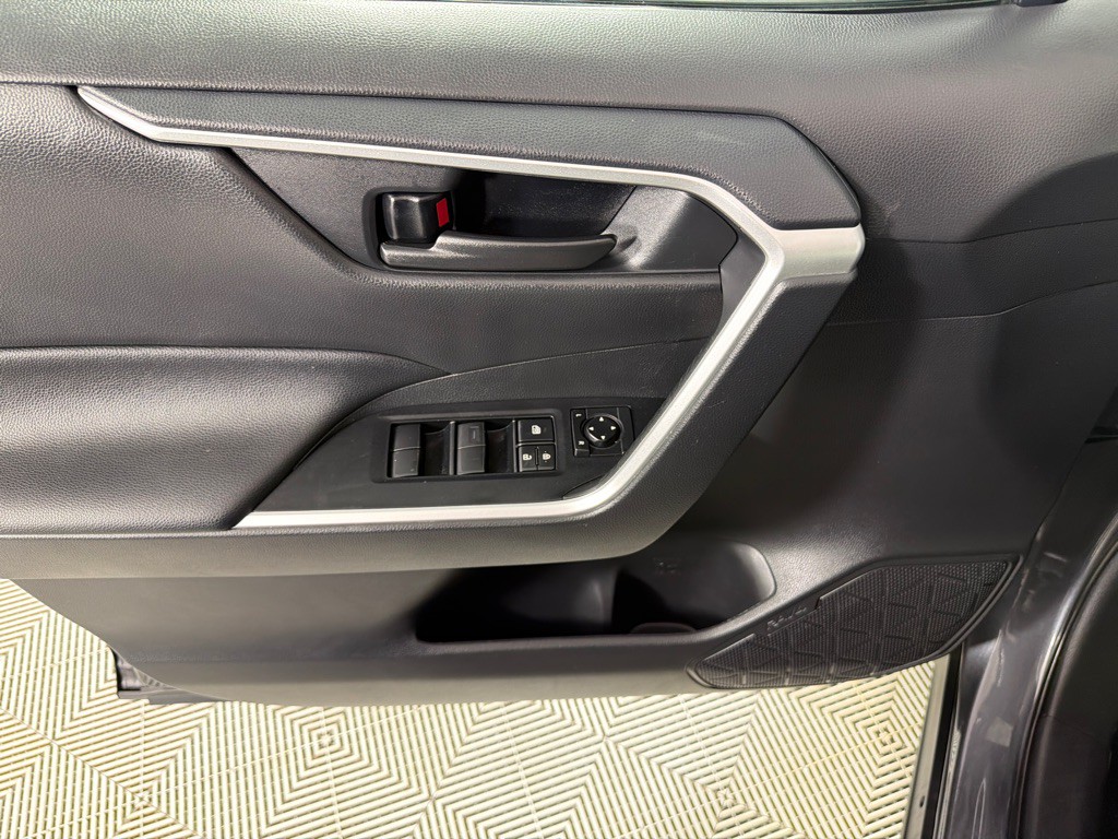 2021 Toyota Rav4 Image 10