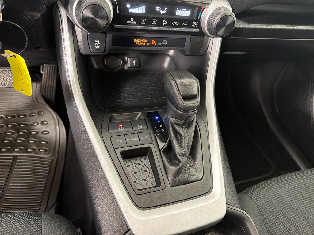 2021 Toyota Rav4 Image 17