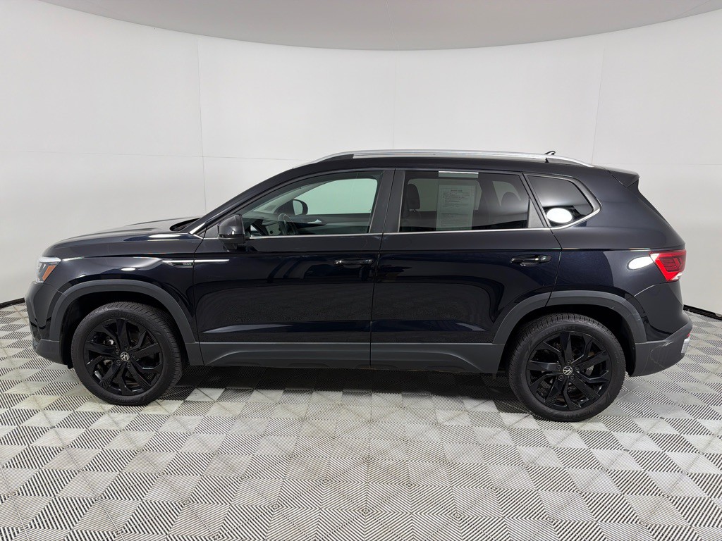 2022 Volkswagen Taos Image 8