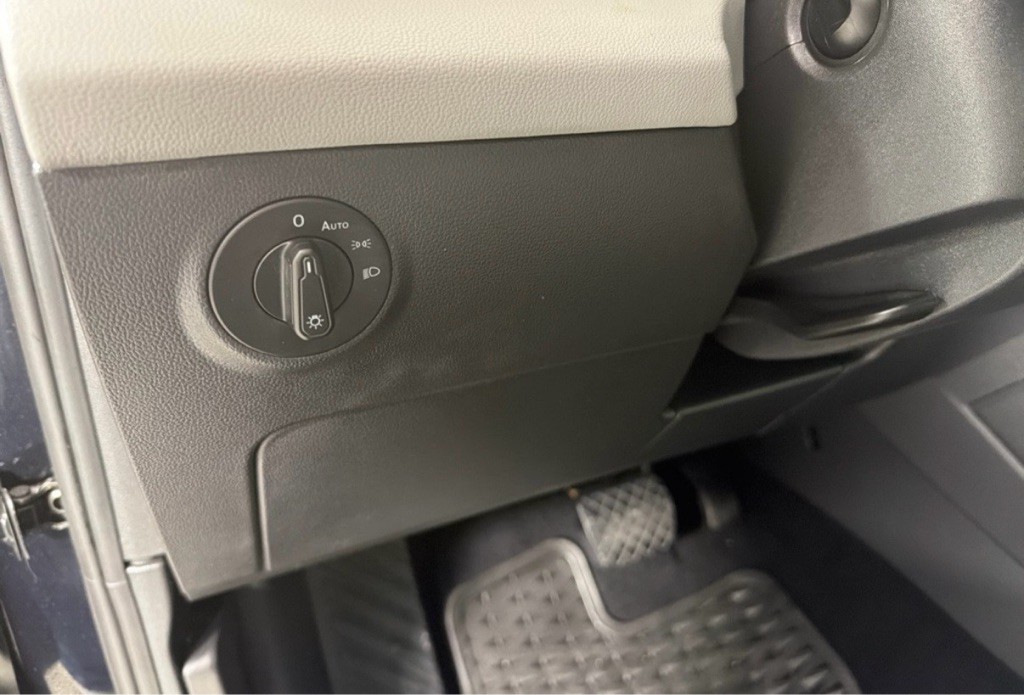 2022 Volkswagen Taos Image 15