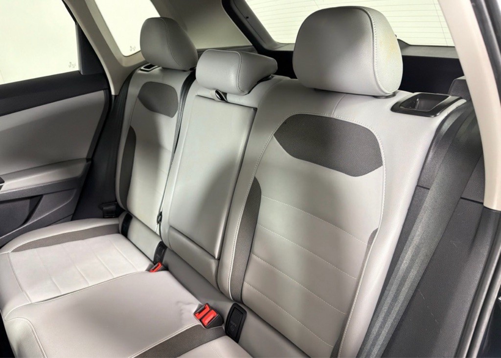 2022 Volkswagen Taos Image 21