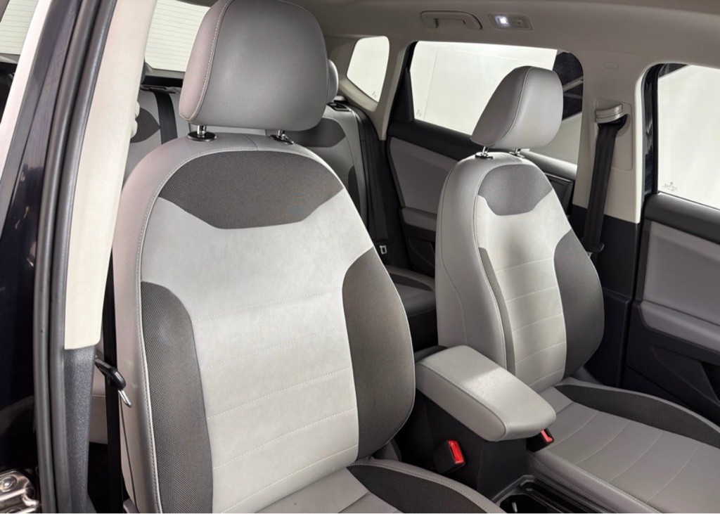 2022 Volkswagen Taos Image 25