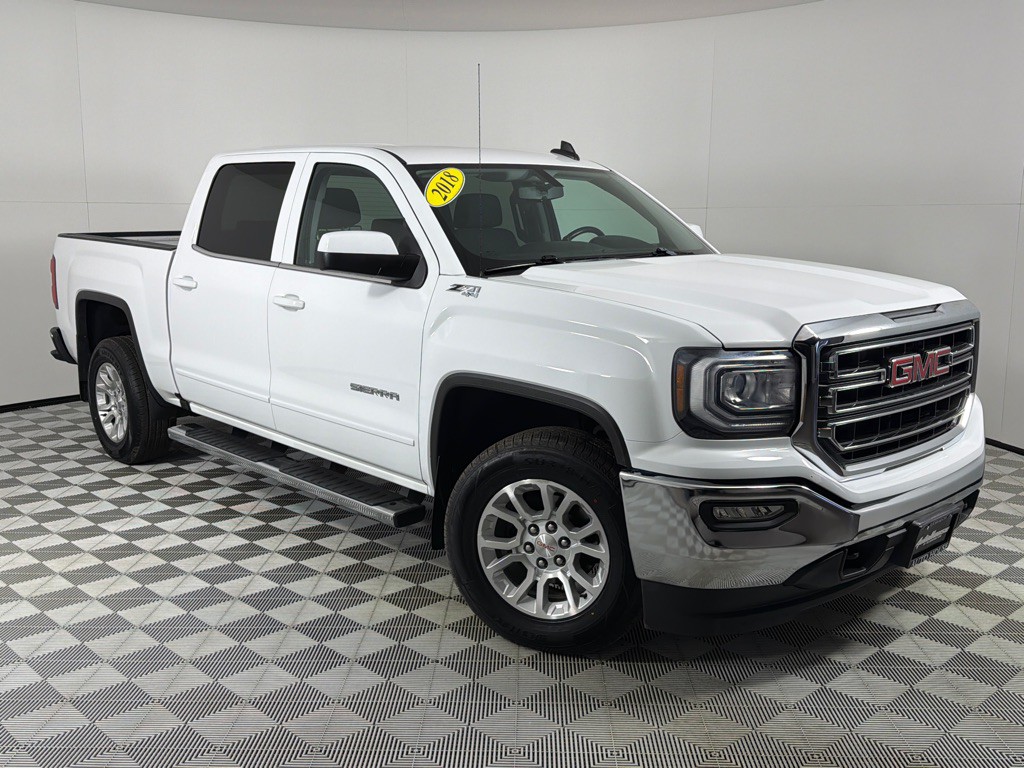 2018 GMC Sierra Image 2