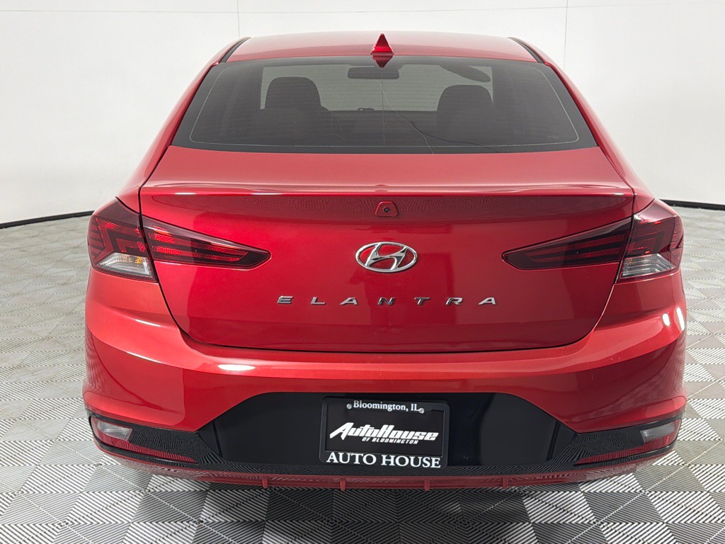 2020 Hyundai Elantra Image 6