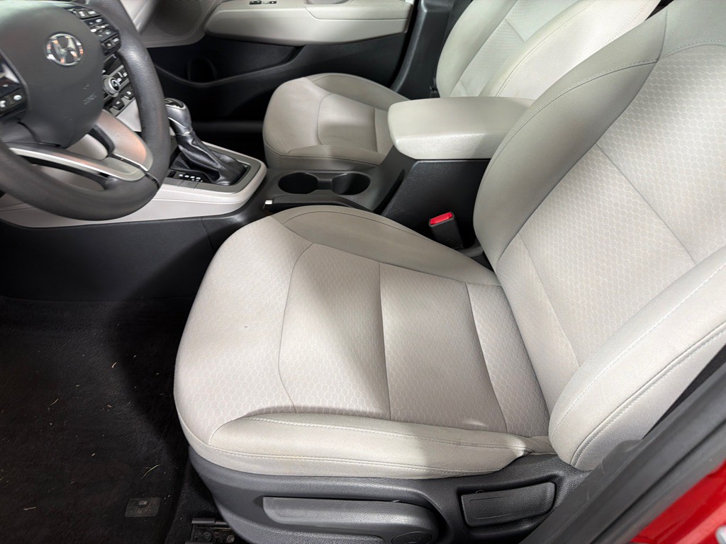 2020 Hyundai Elantra Image 11