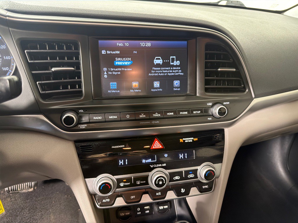 2020 Hyundai Elantra Image 15