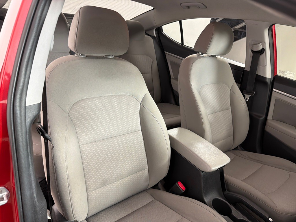 2020 Hyundai Elantra Image 21