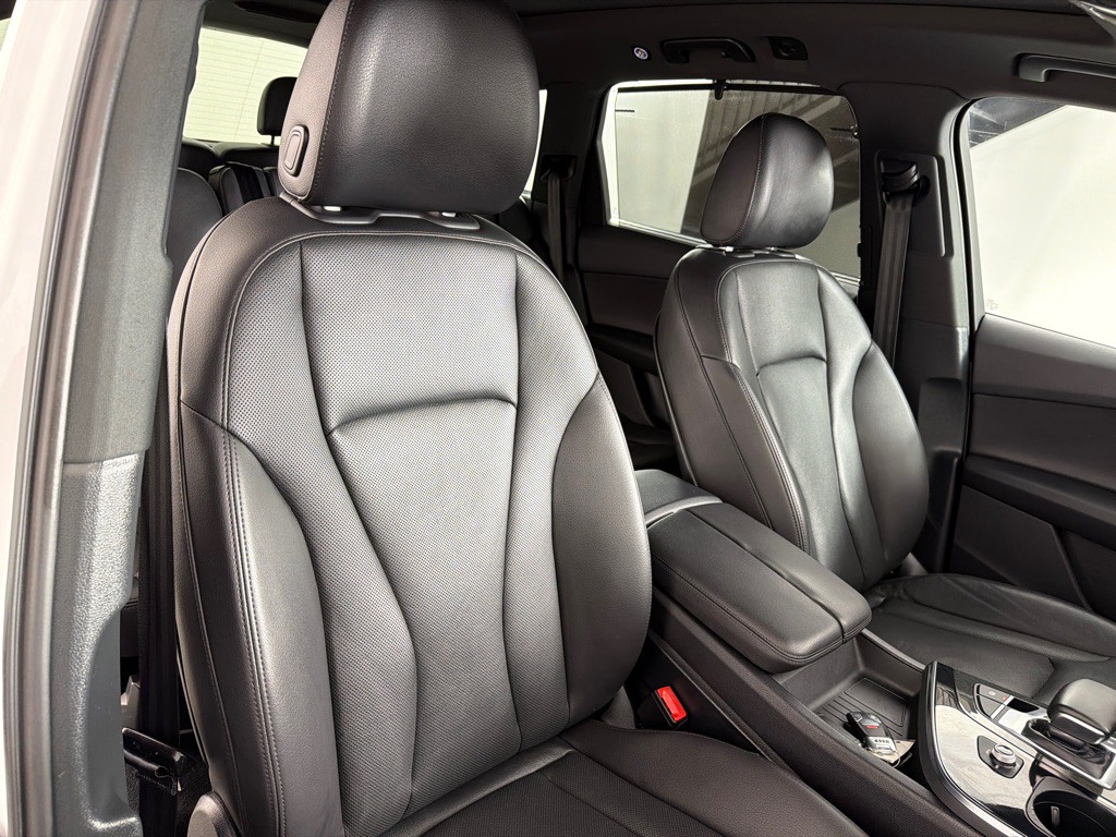 2017 Audi Q7 Image 28