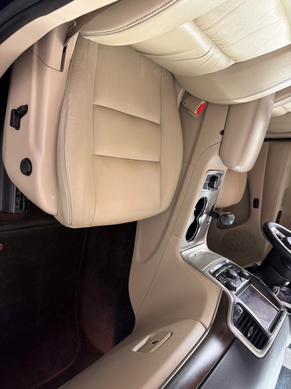 2015 Jeep Grand Cherokee Image 26