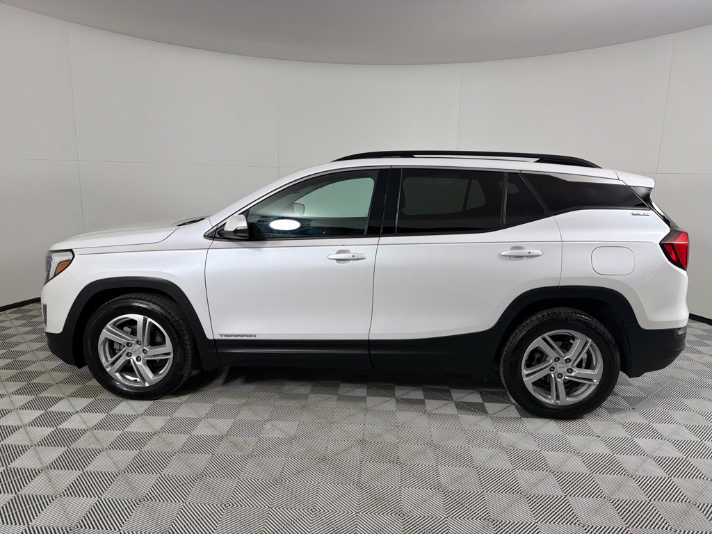 2020 GMC Terrain Image 8