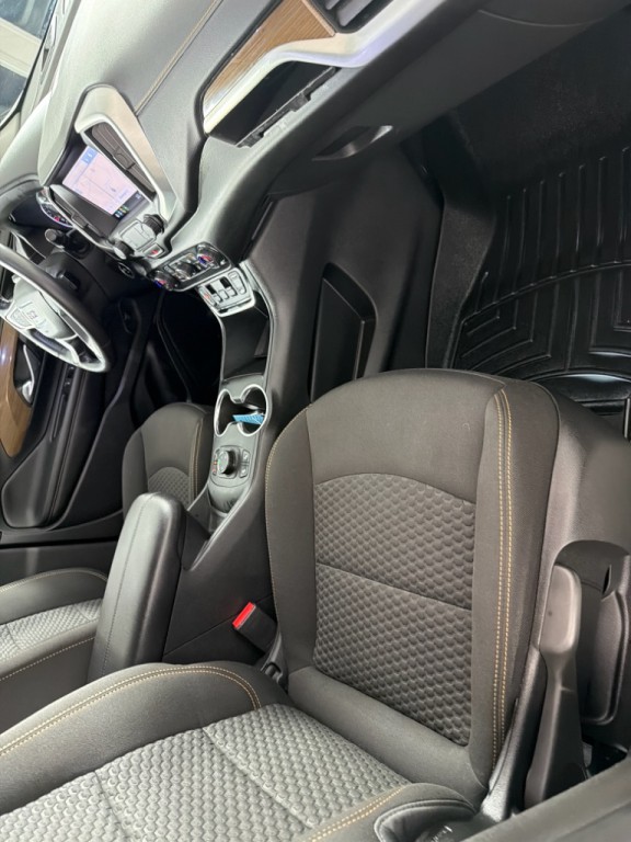 2020 GMC Terrain Image 25