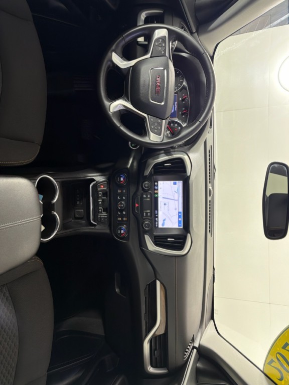 2020 GMC Terrain Image 27