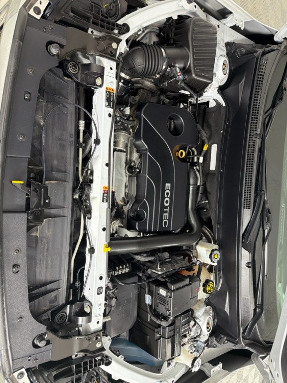 2020 GMC Terrain Image 28