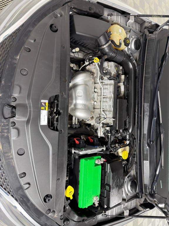 2016 Chrysler 200 Image 26