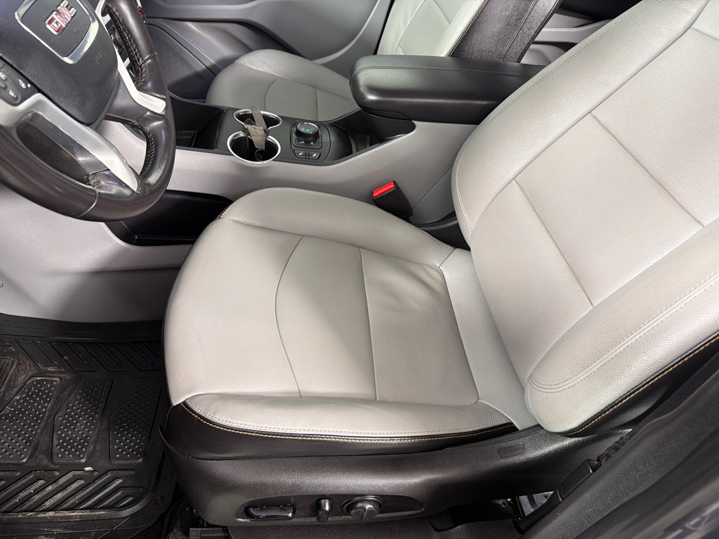 2021 GMC Terrain Image 12