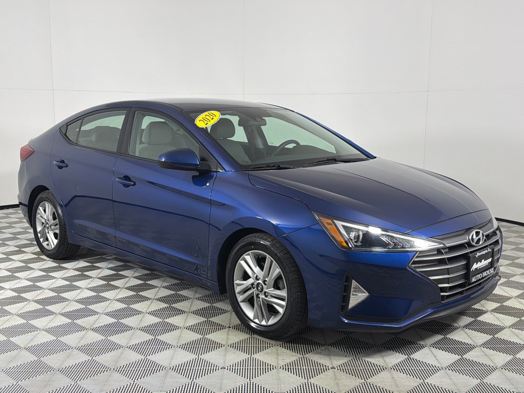 2020 Hyundai Elantra Image 3