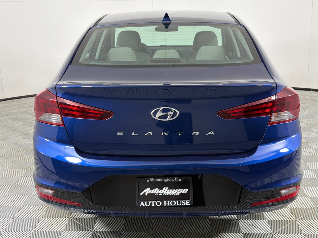 2020 Hyundai Elantra Image 5