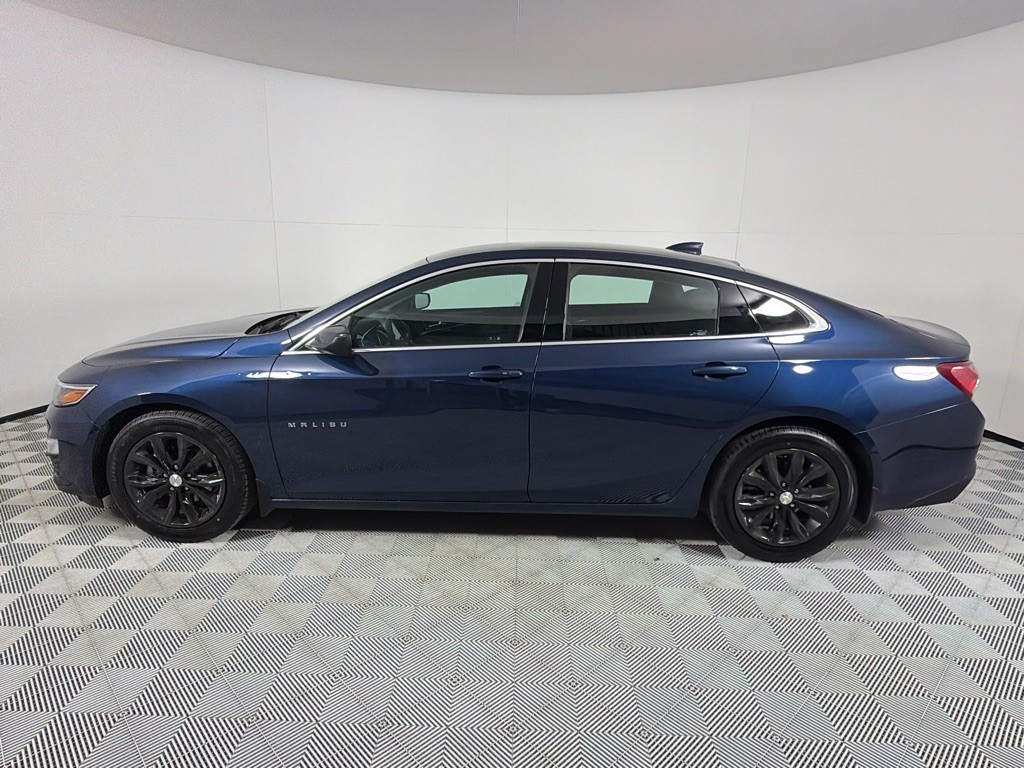 2022 Chevrolet Malibu Image 8
