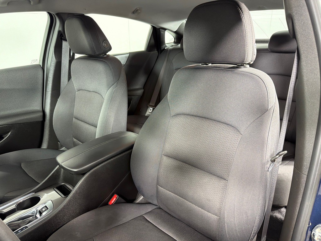 2022 Chevrolet Malibu Image 13