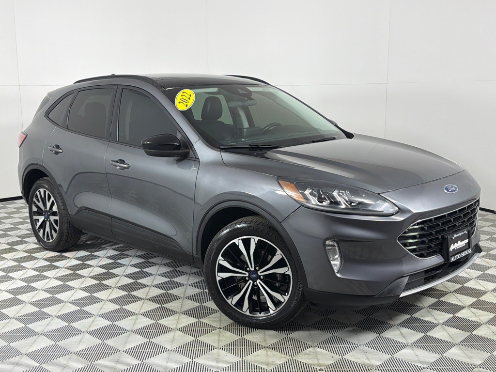 2022 Ford Escape Image 2