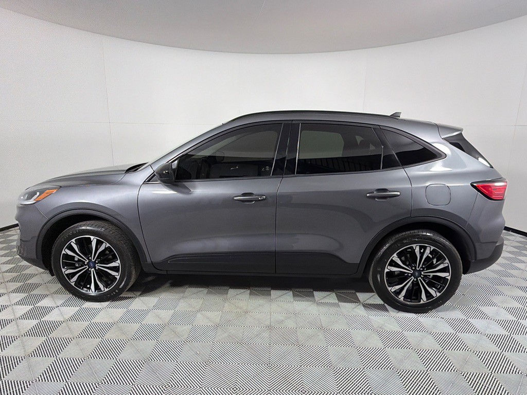 2022 Ford Escape Image 8