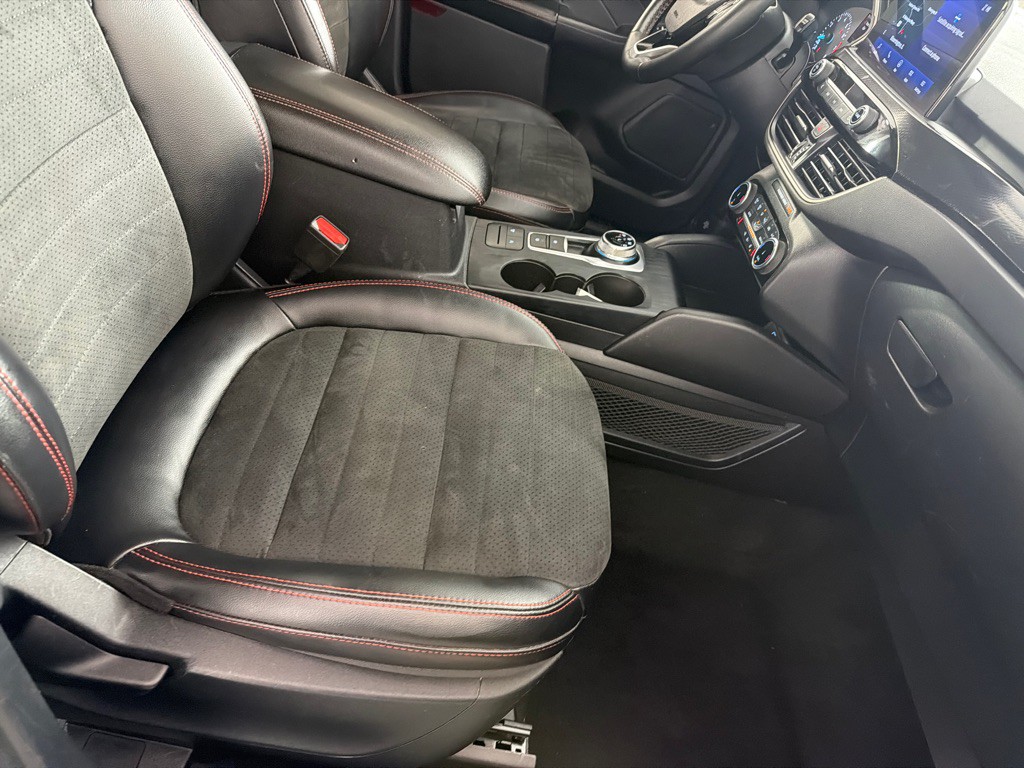 2022 Ford Escape Image 25