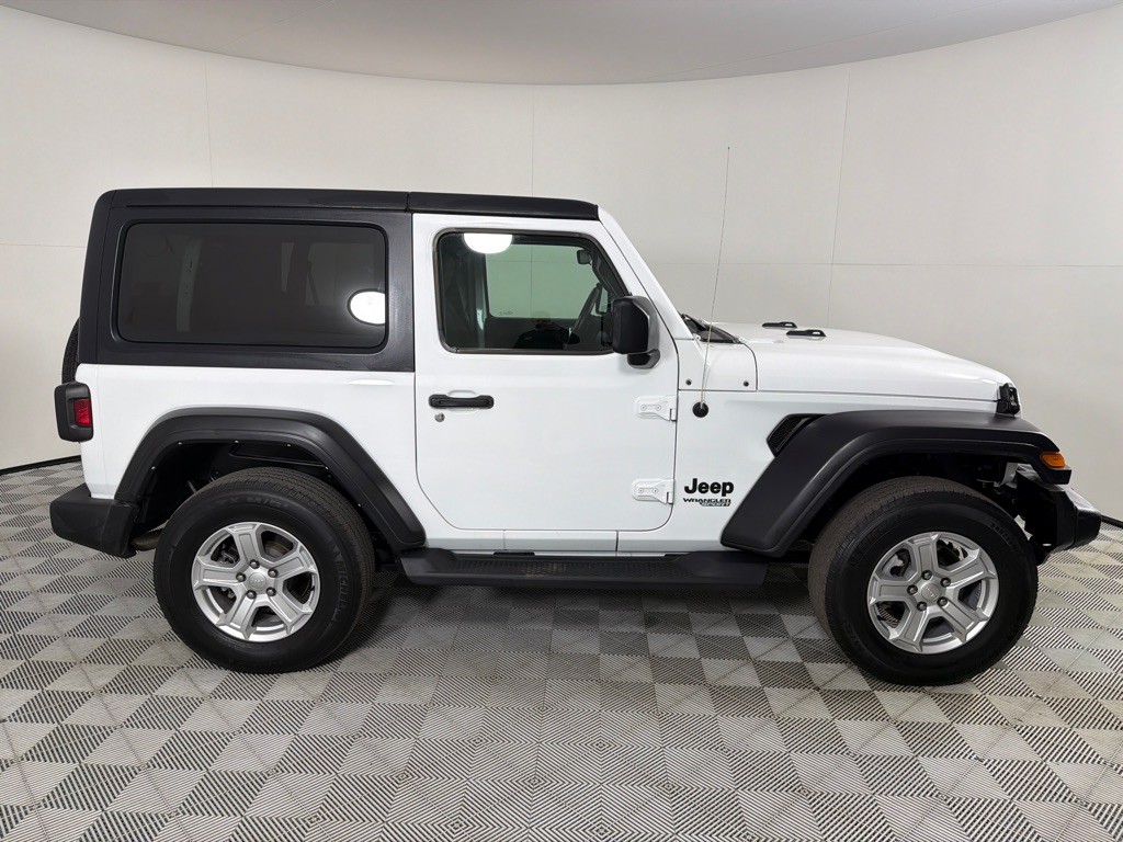 2021 Jeep Wrangler Image 4
