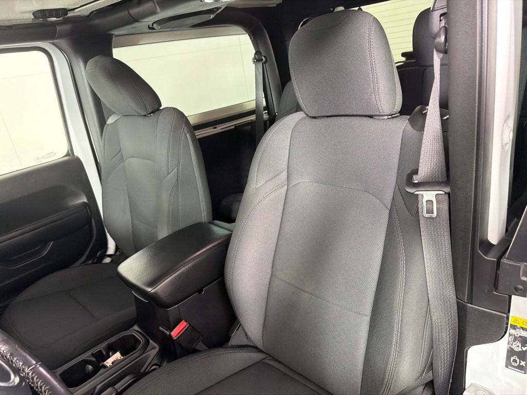 2021 Jeep Wrangler Image 13