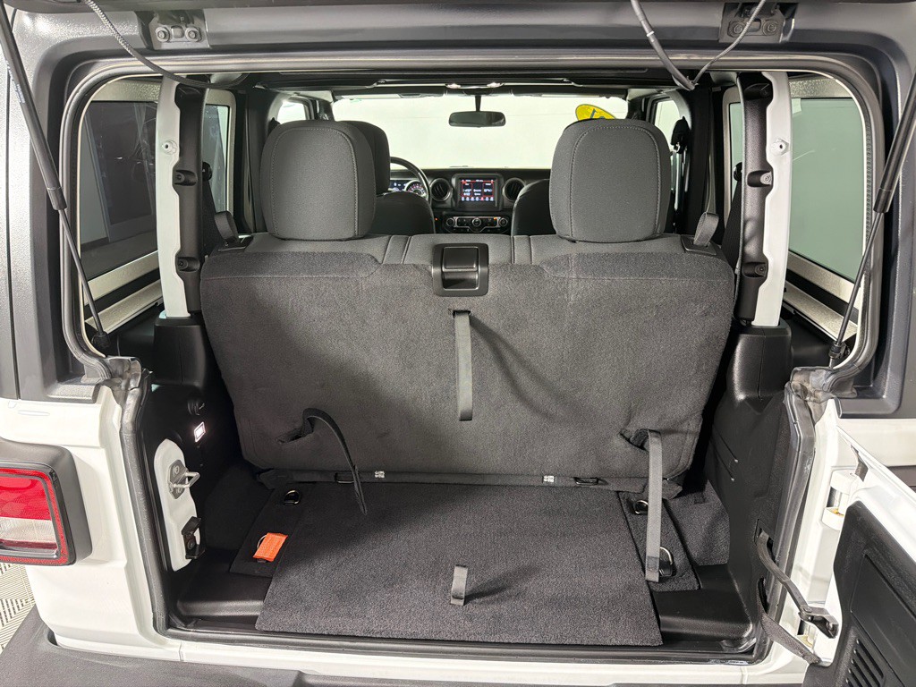 2021 Jeep Wrangler Image 20