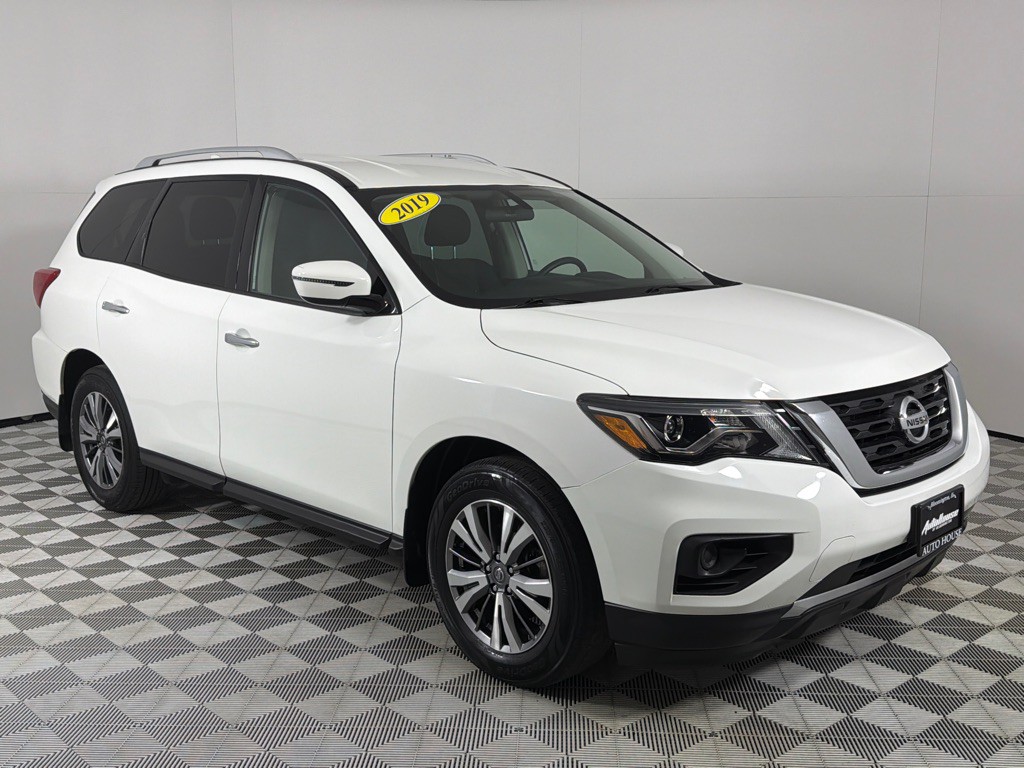 2019 Nissan Pathfinder Image 3