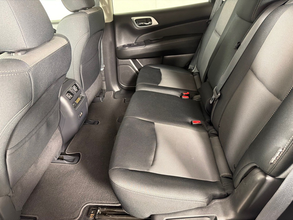 2019 Nissan Pathfinder Image 20