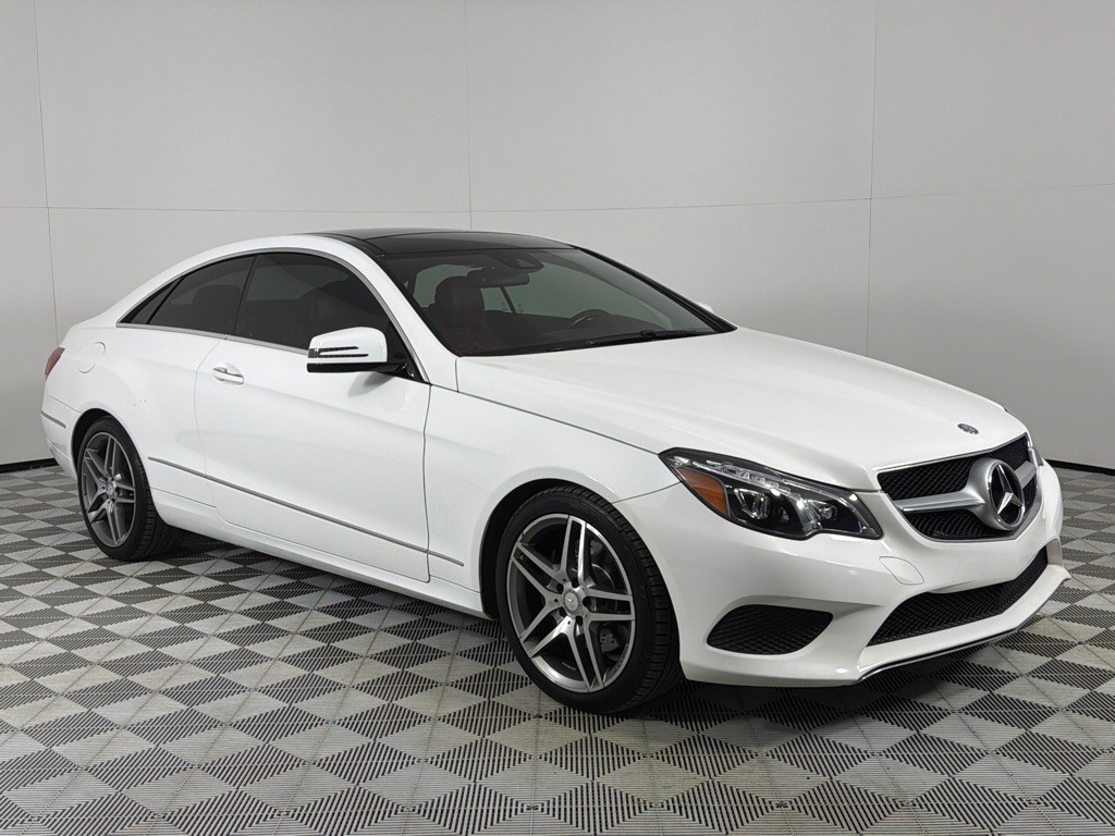 2015 Mercedes-Benz E-Class Image 3